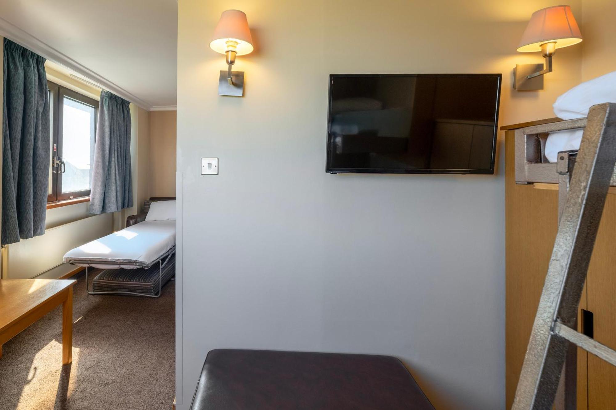 Family 6 Sea view Room