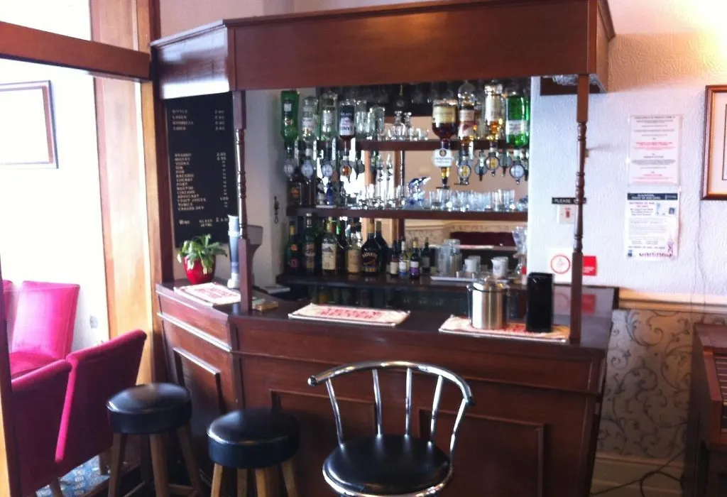Howard Hotel-1