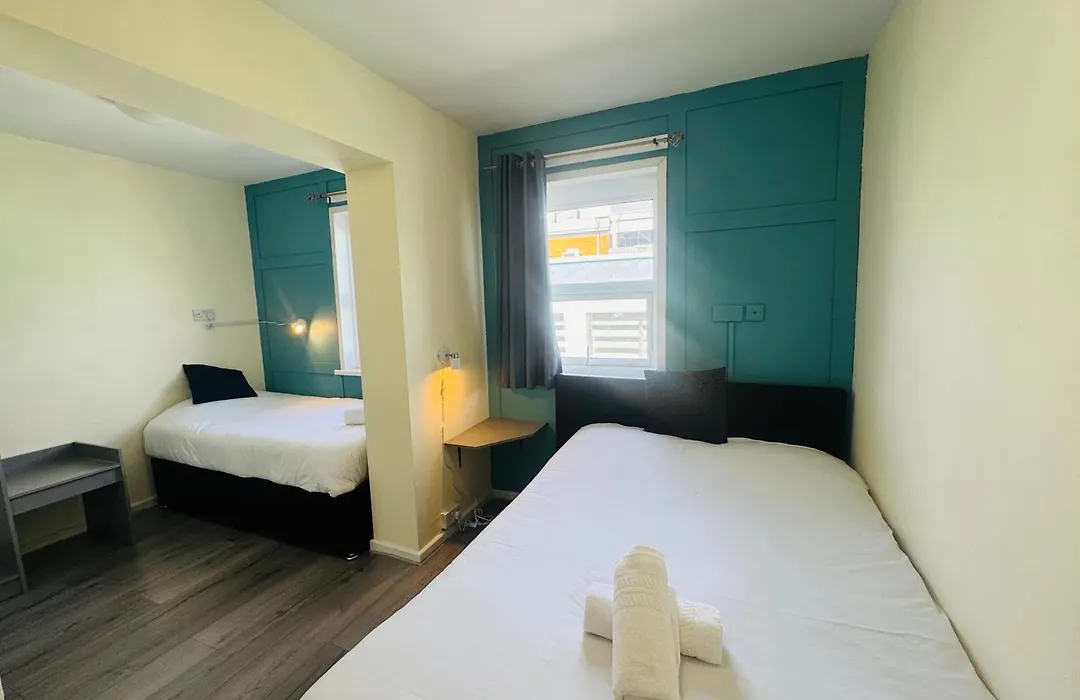 Calypso Hotel Blackpool-1