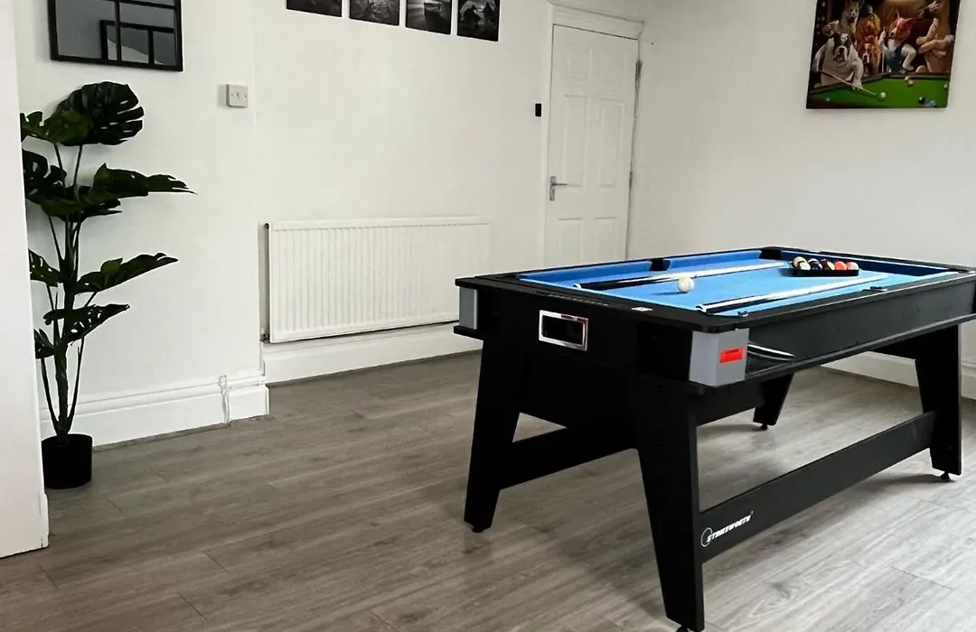 Entire Manor Grove Blackpool-1