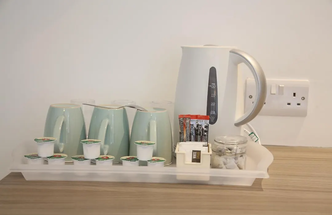 Tiffany'S Hotel-1