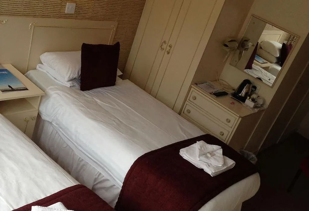 Elgin Hotel-1