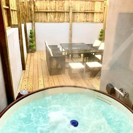 Victory Hot Tub House-3