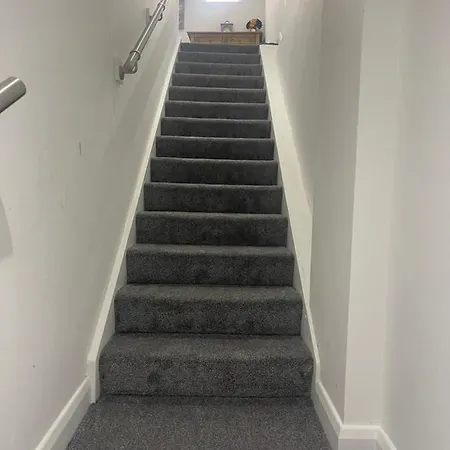 The Welcome Apartment-2