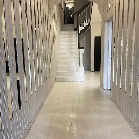 Lancaster Apartments-3
