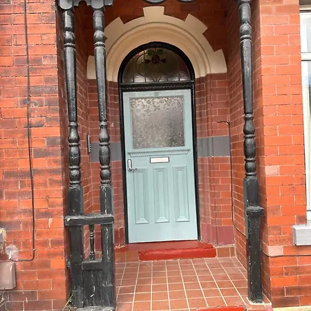 Emerald Apartment Pleasure Beach Blackpool-2