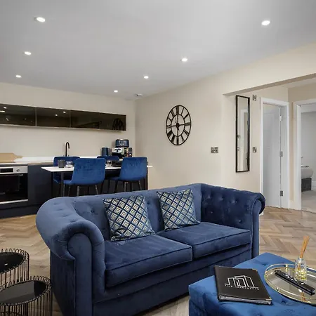 Five Apartments-3