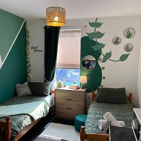 Winter Gardens Flat 2 - Studio The Retreat-2