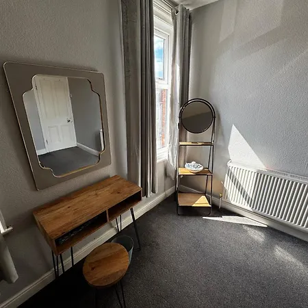 Harmony House - Close To Blackpool Fc - Excellent Transport Links - Sleeps Up To 6-3