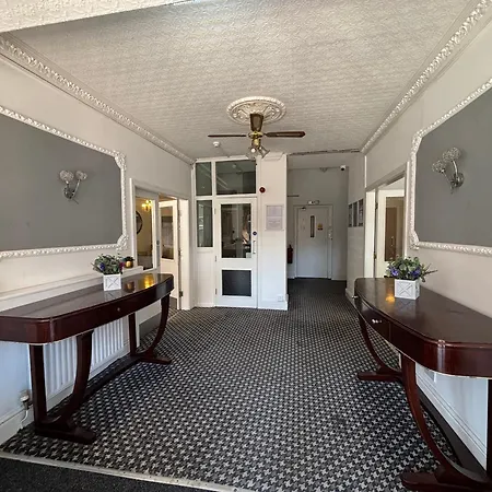 The Royal Alexandra Hotel By Compass Hospitality-2