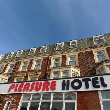 Pleasure Hotel By The Beach.-2