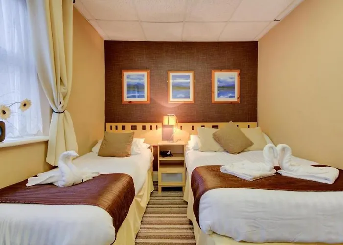 Lyndawn Hotel Blackpool