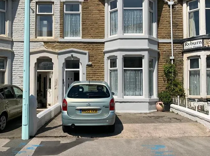 Delamere Ground Floor Holiday Flat