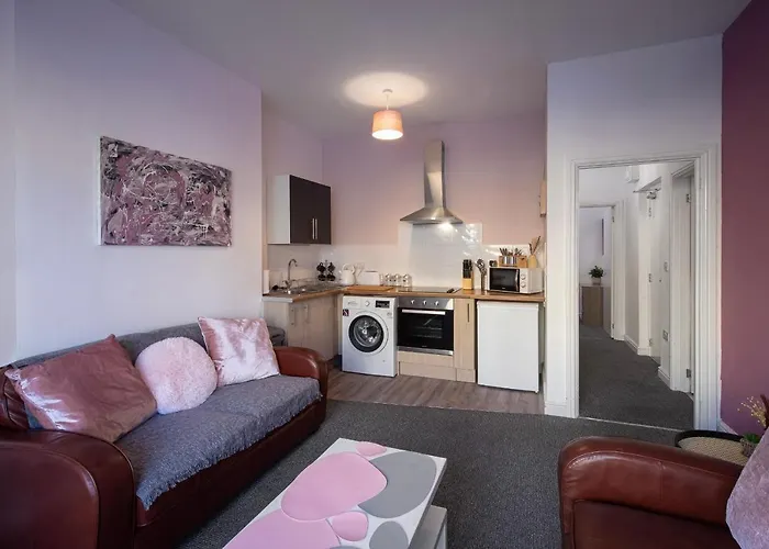 Bank Street Apartment 3