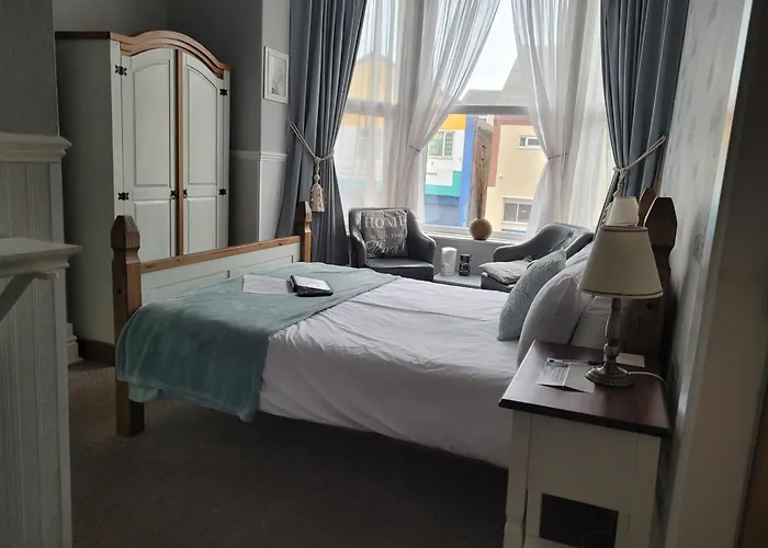 J'S Mayfair Guest House
