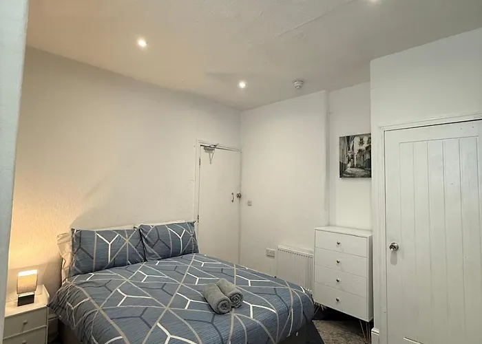 Almar Hotel Apartments Blackpool