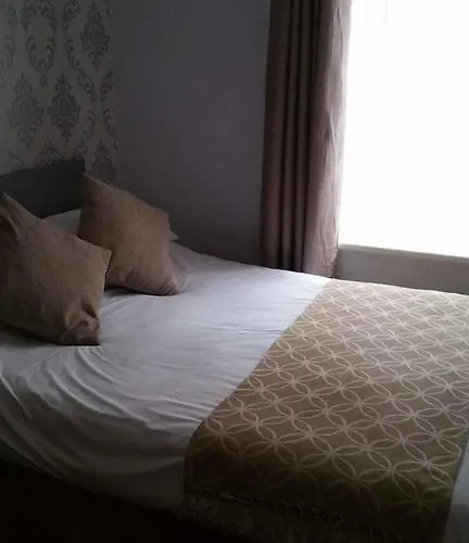 Thorncliffe Hotel