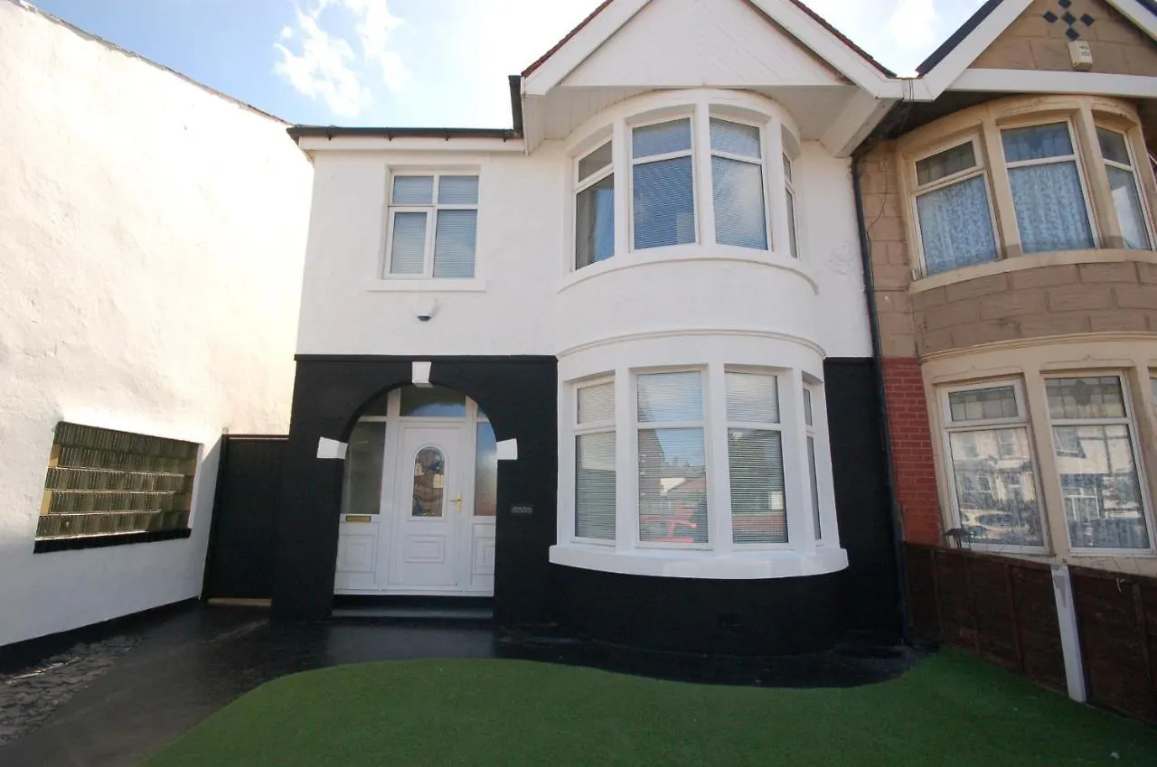 Villas in Blackpool — Blackpool, United Kingdom