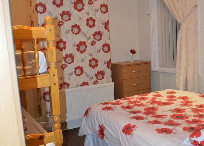 Ayrton House Holiday Apartments
