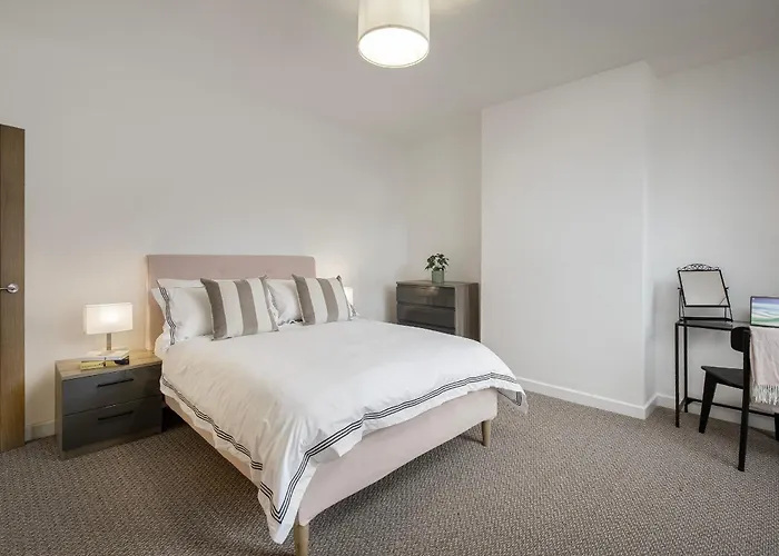 Blackpool Central Springfield Apartments Spacious Comfort