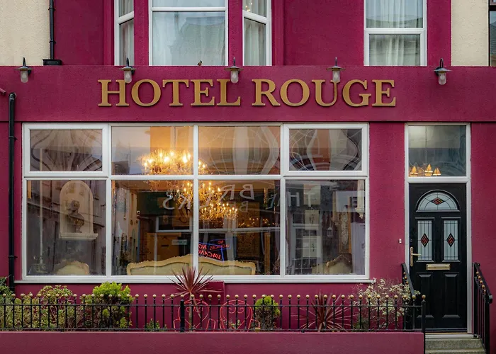 Hotel Rouge & Deco Suites