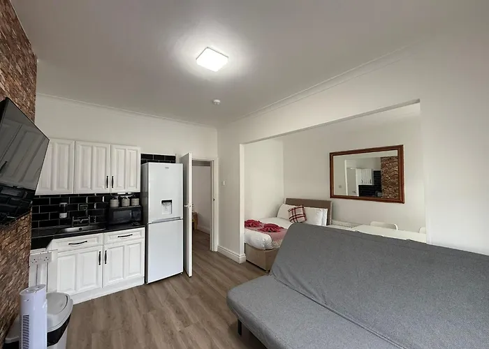 Suli House-Families And Couples Only- 3 Minutes' Walk To The Seafront