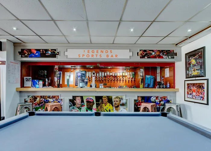 The Sandringham Court Hotel & Apartment Welcoming Large And Small Groups For 16 Years